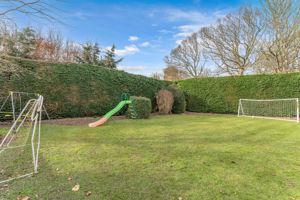 Photo 33- click for photo gallery